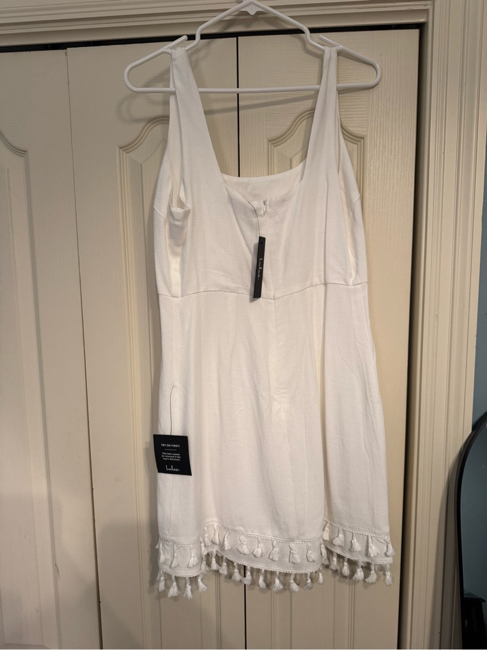 White Lulus Dress Size Large, NWT, Never Worn - Picture 2 of 2
